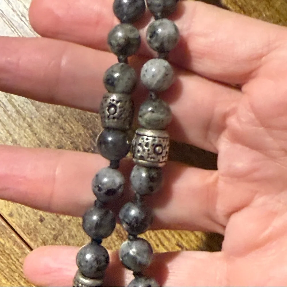 Naja half moon Labrodorite silver beaded mala necklace